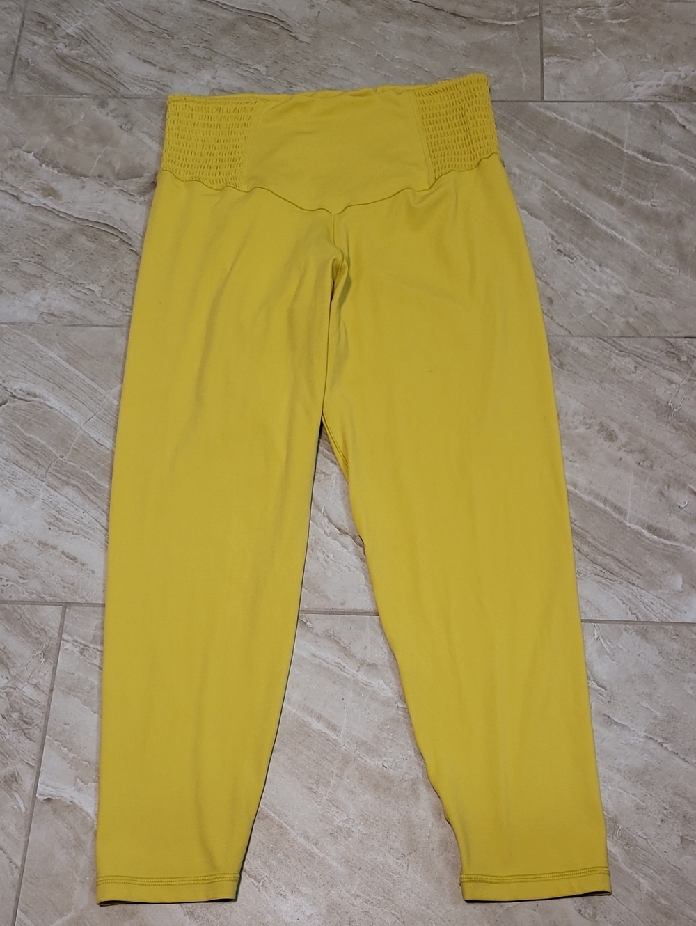 Offline High-Waist Smocked Yellow Leggings
